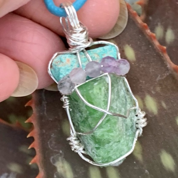 Turquoise, Chrome Tremolite & Fluorite Necklace - Picture 13 of 14